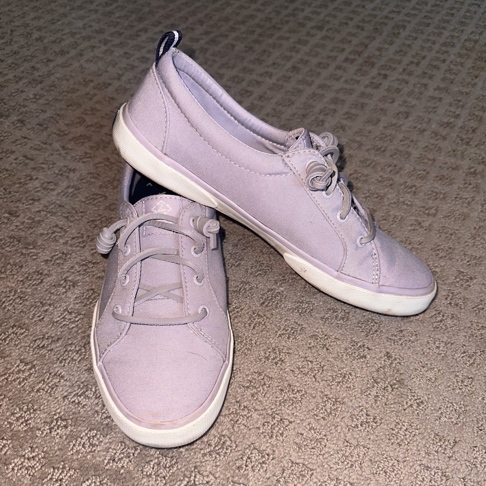 Sperry Sneakers in Lavender / Lilac